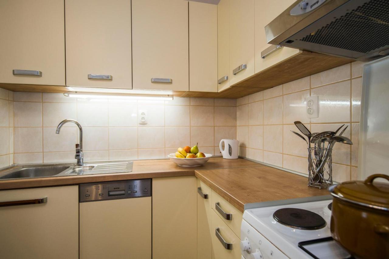 Apartments Odrina สปลิท ภายนอก รูปภาพ