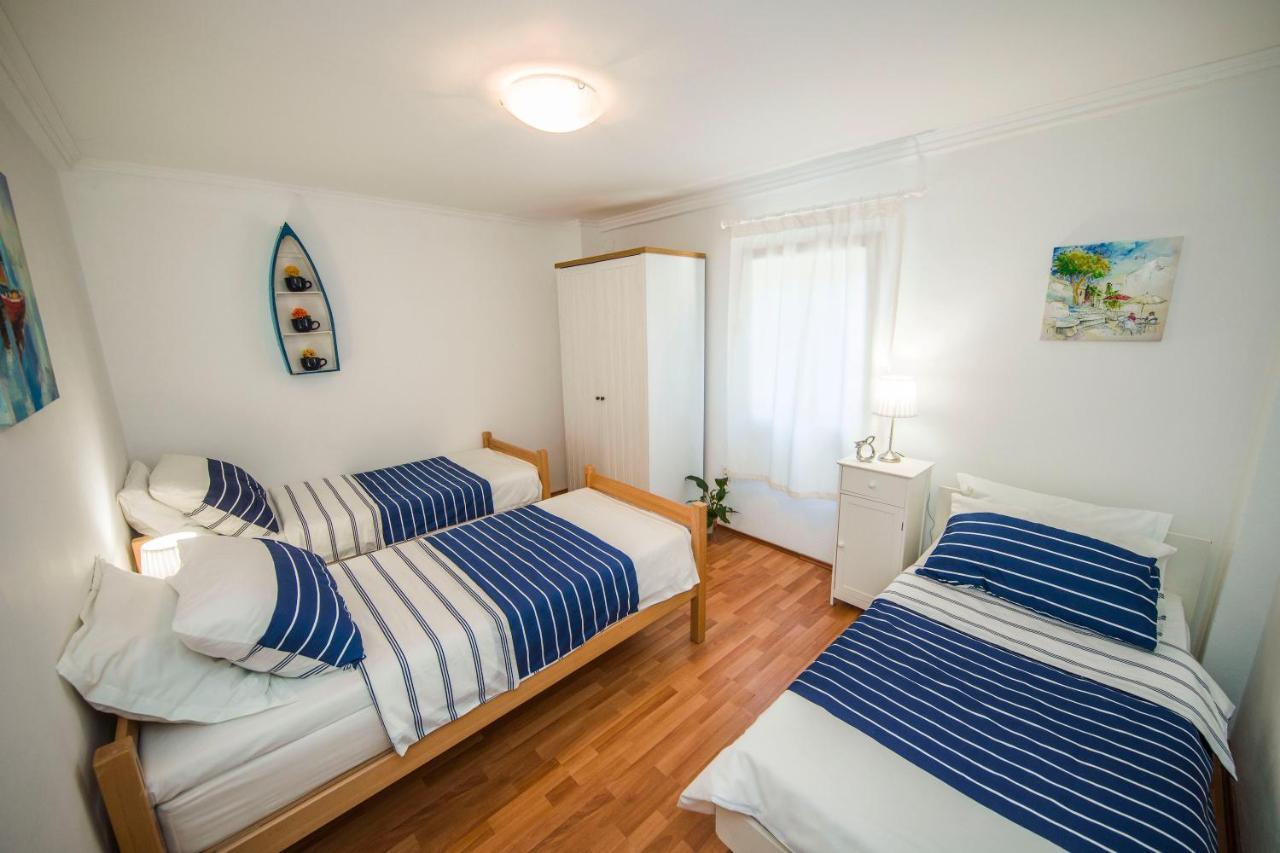 Apartments Odrina สปลิท ภายนอก รูปภาพ