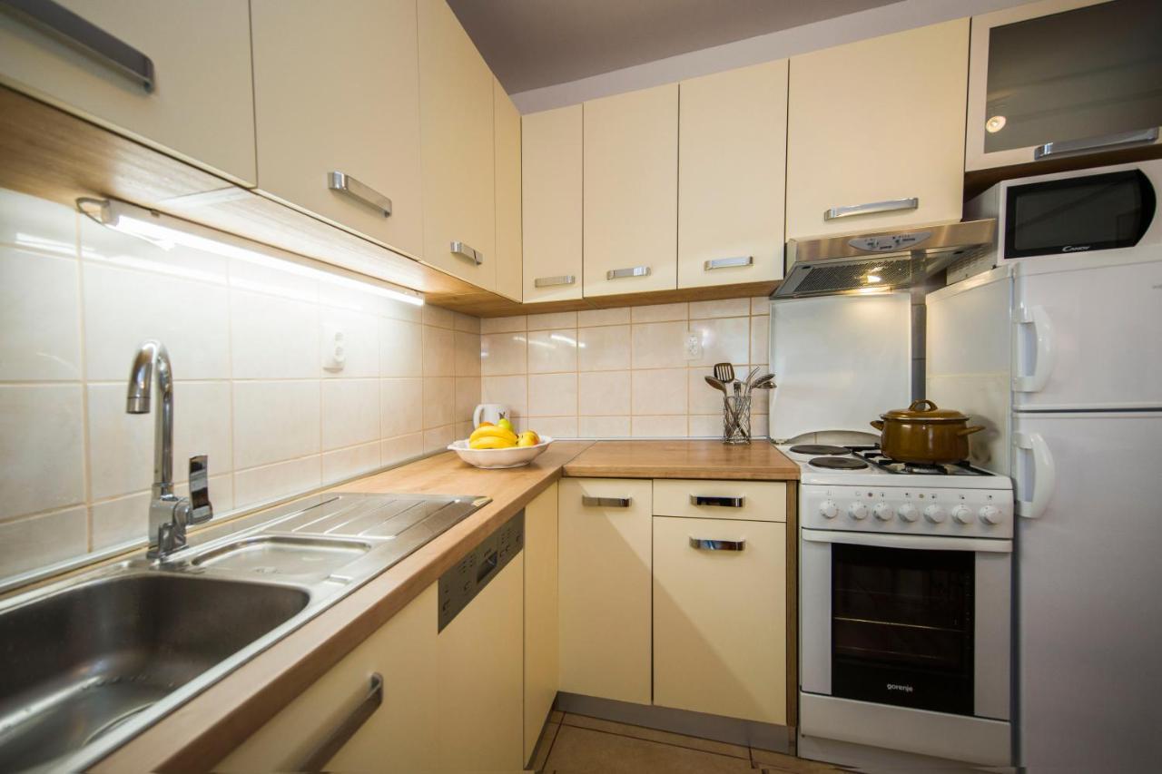 Apartments Odrina สปลิท ภายนอก รูปภาพ