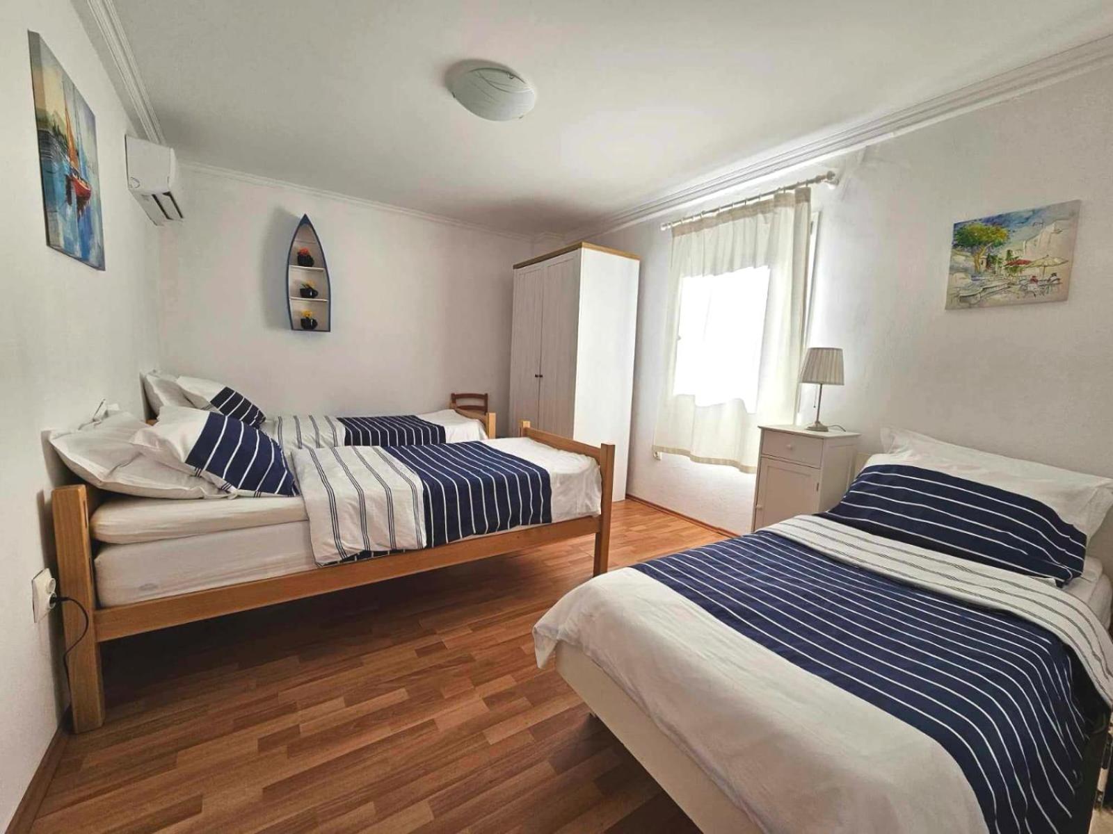 Apartments Odrina สปลิท ภายนอก รูปภาพ