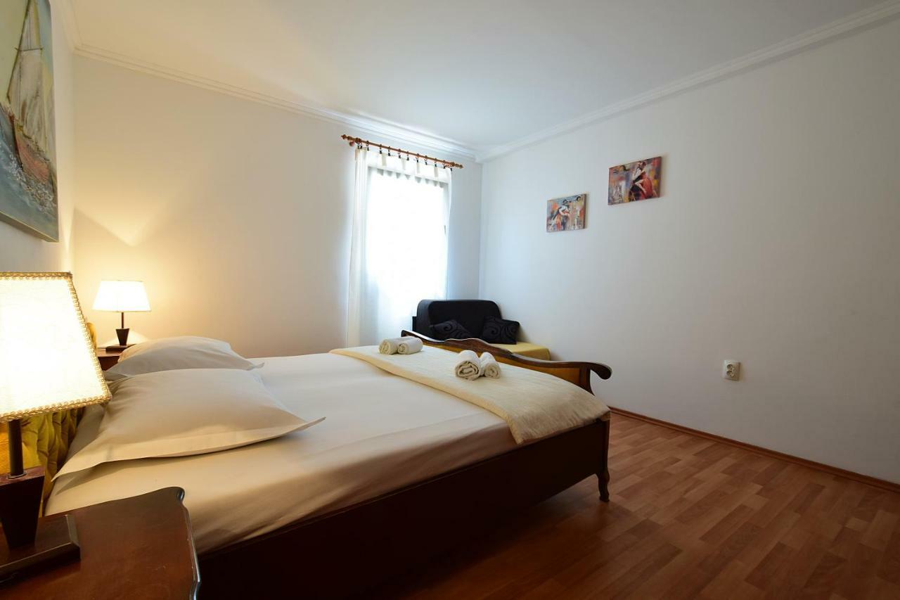 Apartments Odrina สปลิท ภายนอก รูปภาพ